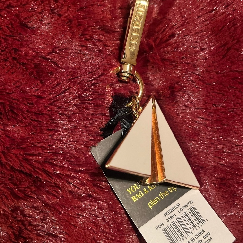 🆕 ⛵️Sails Bag Charm for the boat lover in you